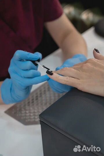 Укрепление ногтей,Маникюр с однотонным покрытием