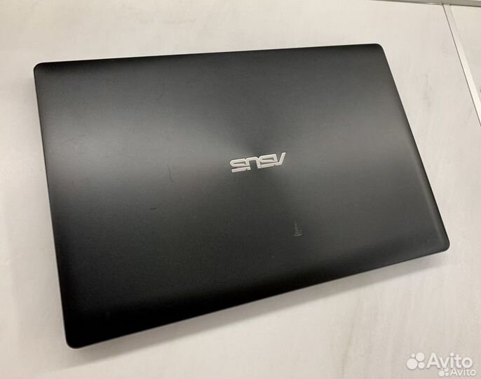 Asus N3530 4x2,6Ghz/ 8gb / SSD 128Gb+500Gb HDD