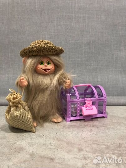 Кукла, сувенир, подарок на 8 марта