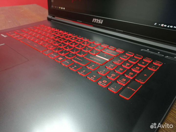 Игровой ноутбук MSI 17,3