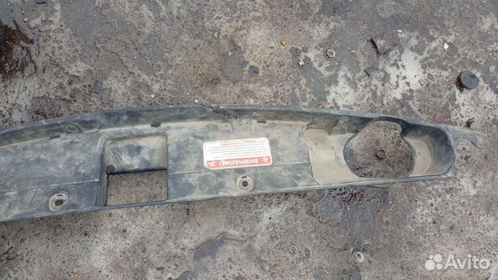 Накладка замка капота Kia Sportage 3 SL