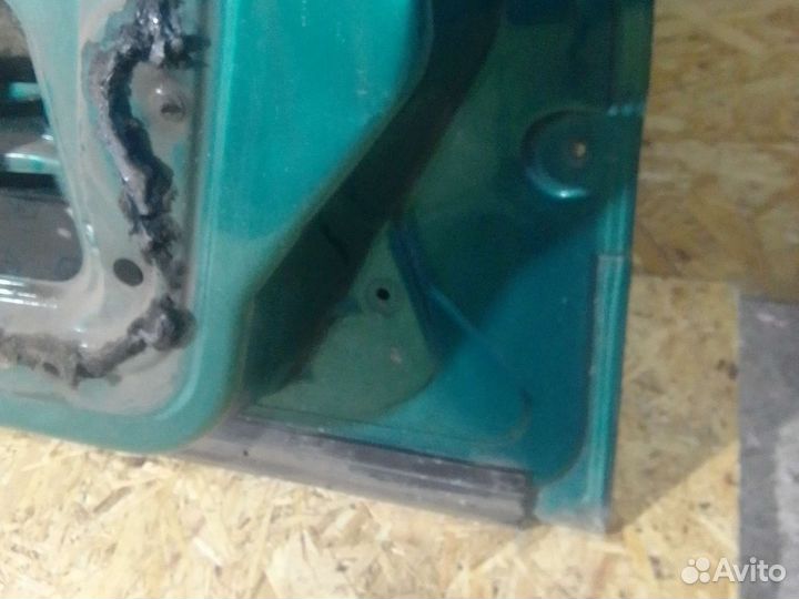 Дверь передняя правая Renault Kongo 2000-2006 г