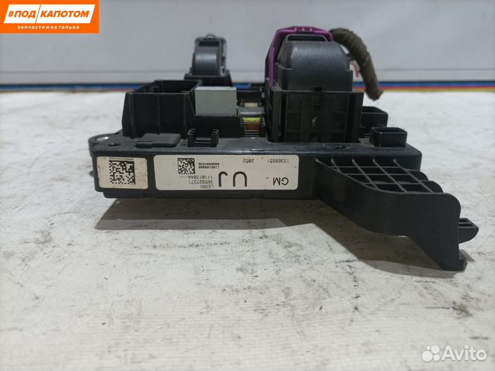 Блок предохранителей Opel Astra J (2009 - 2012)