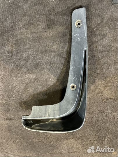 Задний левый брызговик Hyundai ix35