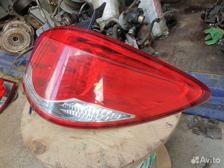 Фонарь задний правый Chevrolet Cruze Шевролет Круз