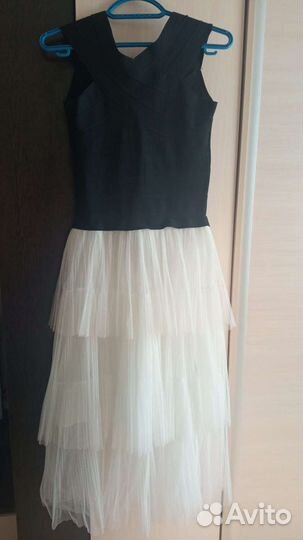 Вечернее платье на выпускной 42-44