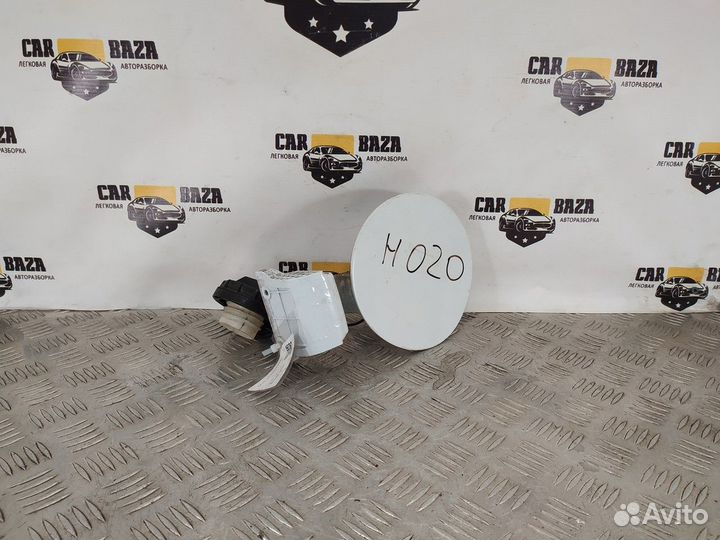 Лючок бензобака с крышкой Kia Sportage