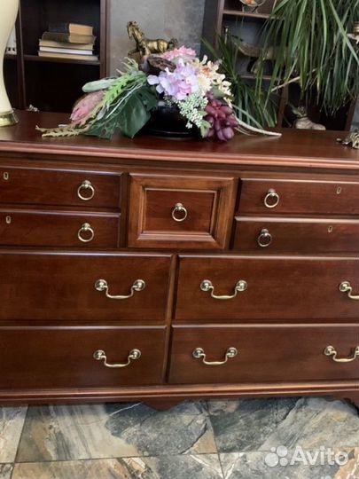 Комод Америка