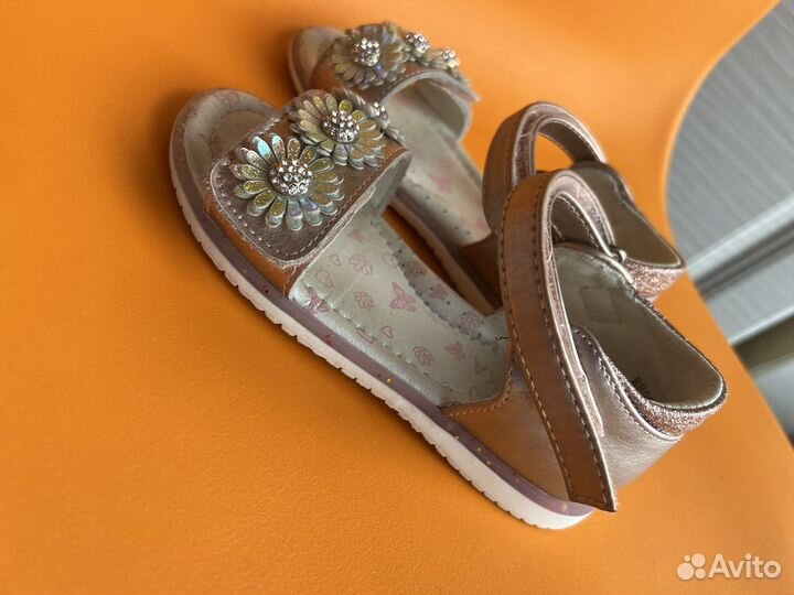 Босоножки для девочки