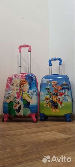 Детский чемодан на колесиках