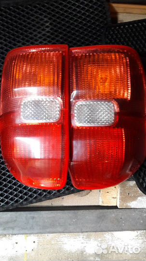 Задние фонари для Toyota RAV 4 Оригинальные Цена з