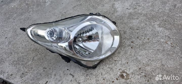 Фара Suzuki Alto