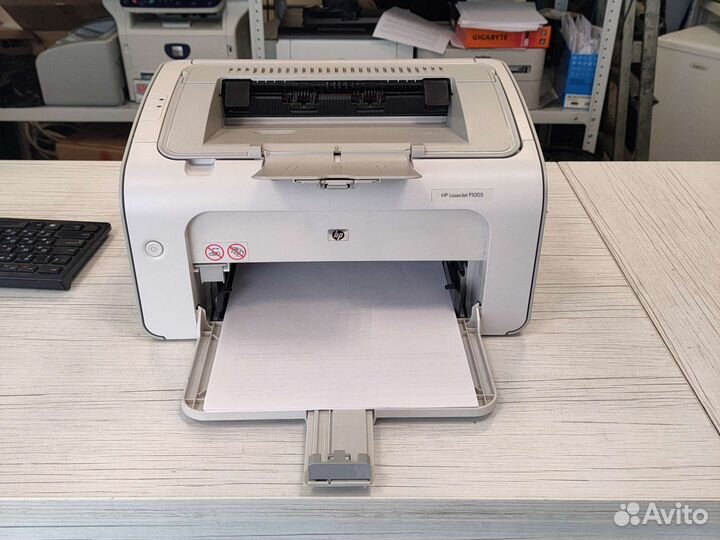 Принтер лазерный HP LaserJet P1005 как новый