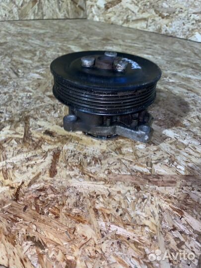 Насос водяной Помпа Skoda Fabia 2 07-14
