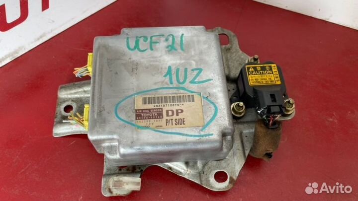 Датчик подушки безопасности Toyota Celsior UCF21