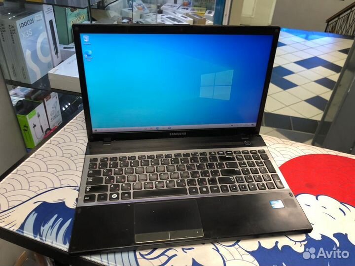 Ноутбук Samsung NP300V5A-S0ZRU/i7 2670QM/120GB SSD