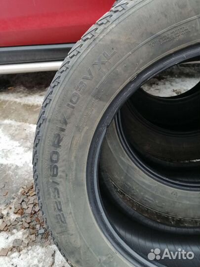 Nokian Tyres Hakka Blue SUV 225/60 R17