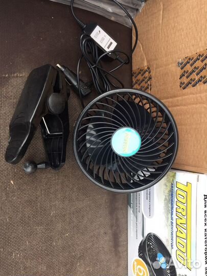 Вентилятор в салон автомобиля 12/24в