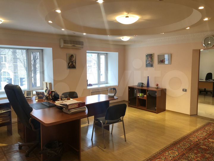 3-к. квартира, 90 м², 2/5 эт.