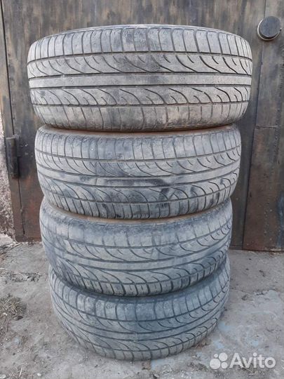 GT Radial Champiro 128 235/60 R16 100H