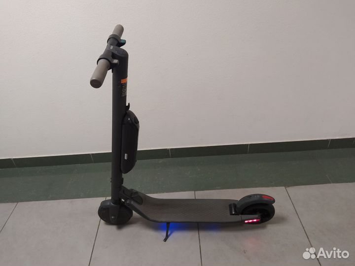 Электросамокат ninebot es4