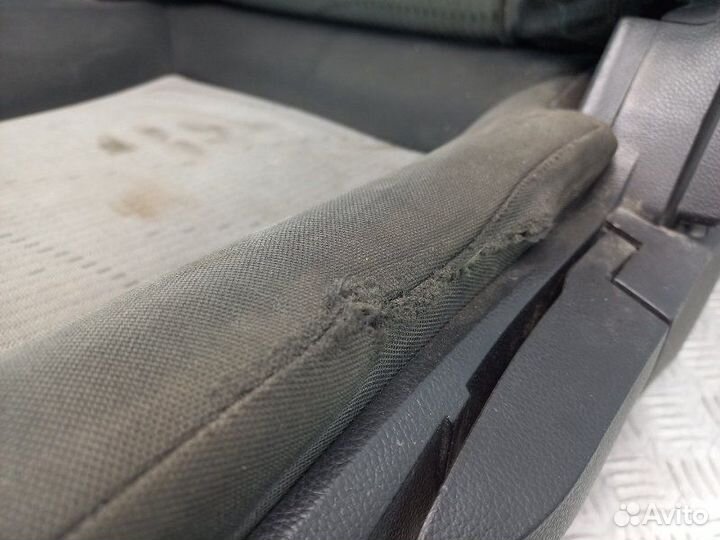 Сиденья к-кт Chevrolet Cruze 1 1.6 F16D3 109Л.С