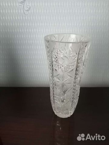 Хрустальная ваза