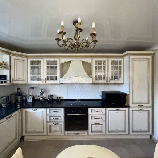 3-к. квартира, 80,4 м², 8/14 эт.