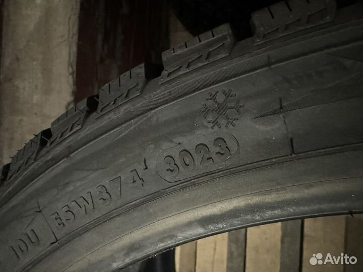 Gripmax SureGrip Pro Ice 315/30 R21 и 275/35 R21