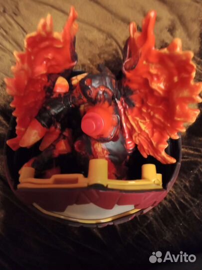 Дракон в яйце 9892