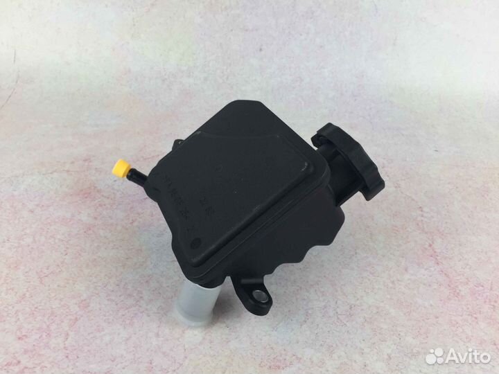 Бачок гур Mercedes GLK X204 (дизель)