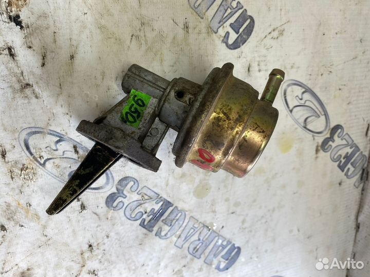 Насос топливный механический Audi 80