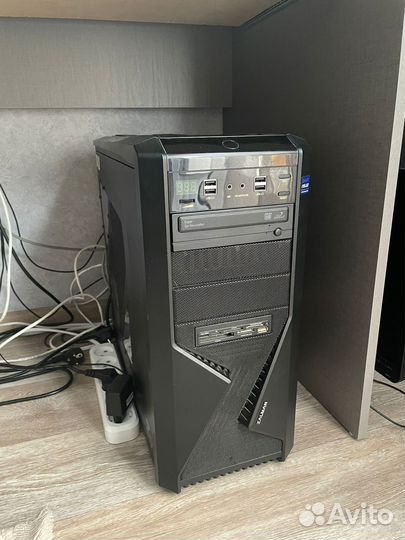 Компьютер системный блок