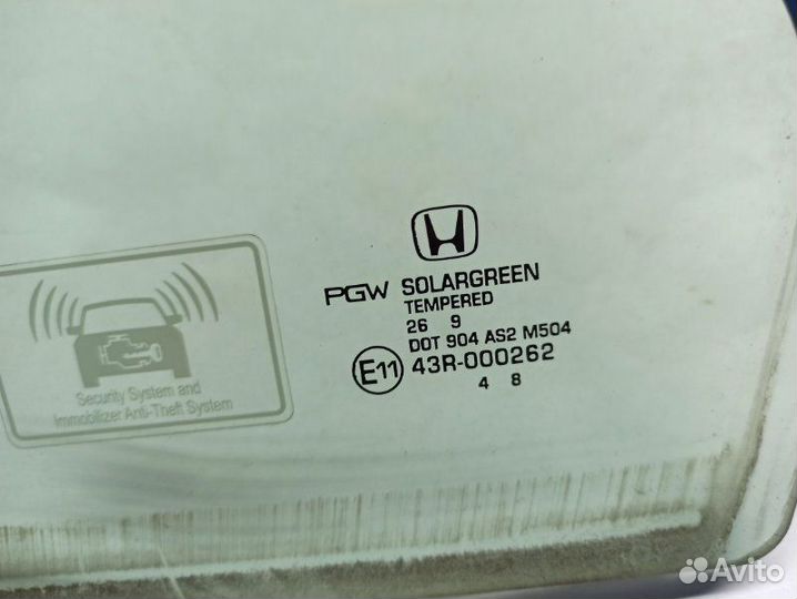 Стекло двери переднее левое Honda Pilot 2