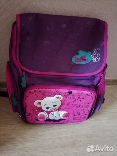 Ранец-рюкзак для школьника