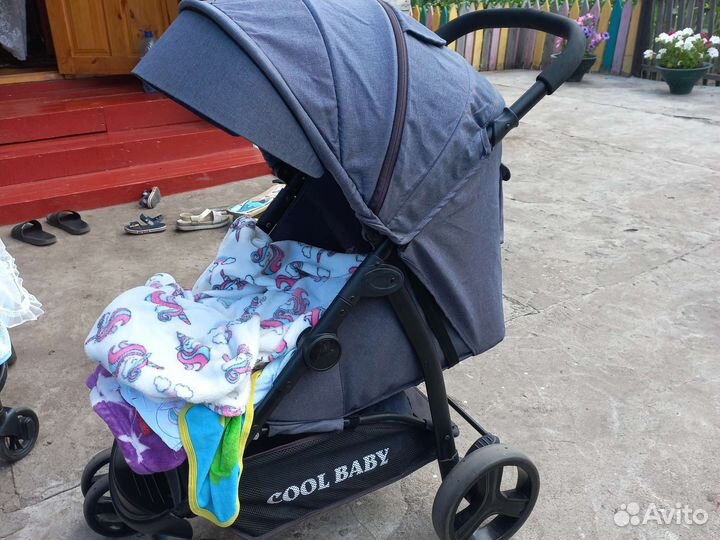 Прогулочная коляска
