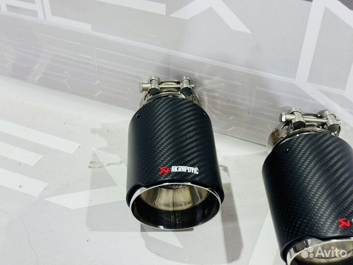 Насадка akrapovic одиночная, хром, матовый карбон