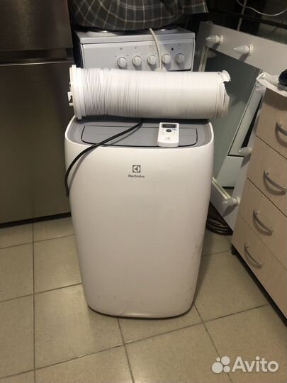 Напольный кондиционер electrolux