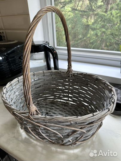 Корзина плетеная