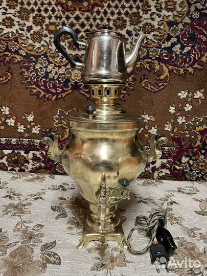 Самовар золотой