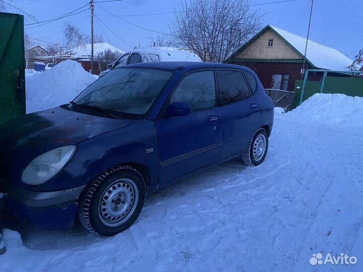 Daihatsu Sirion 1.0 МТ, 2000, 360 000 км