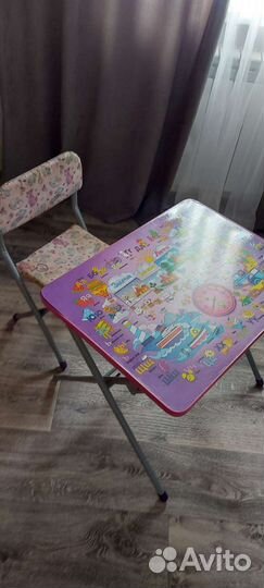 Детский стол со стулом