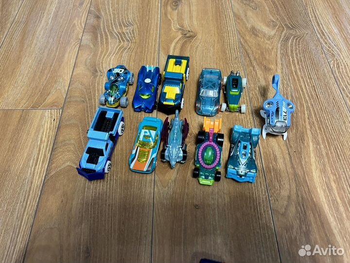 Оригинальные металлические машинки hotwheels