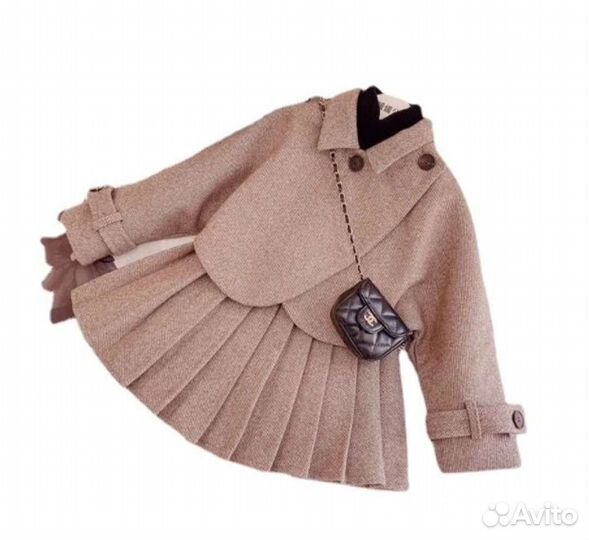 Костюмчики на девочку в наличии. 90-140