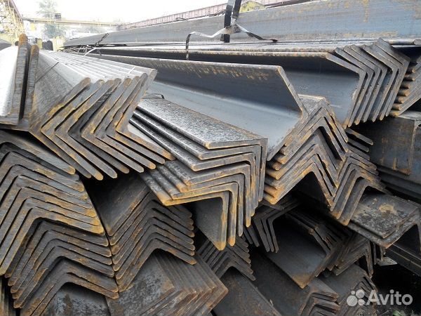 Уголок стальной 32х32х3мм