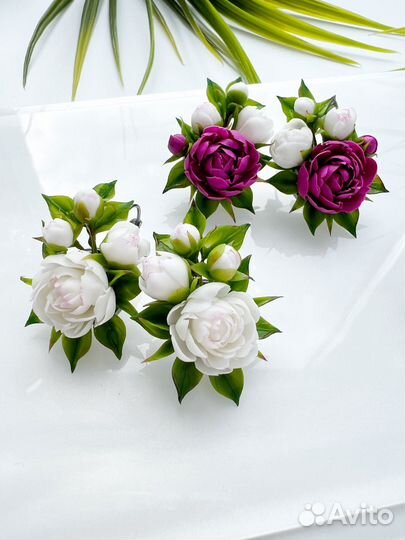 Серьги с белыми пионами ручная работа