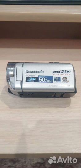 Видеокамера panasonicHC-V500