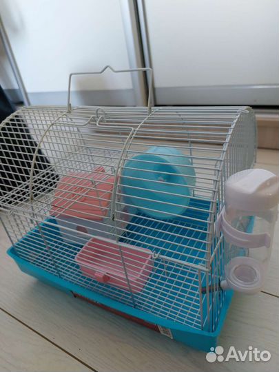 Клетка для хомяка + корм, сено, наполнитель