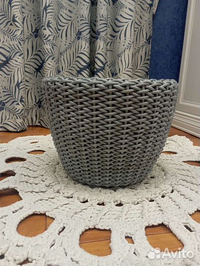 Кашпо 16 л из полиротанга