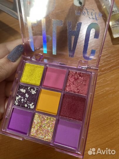 Тени для глаз